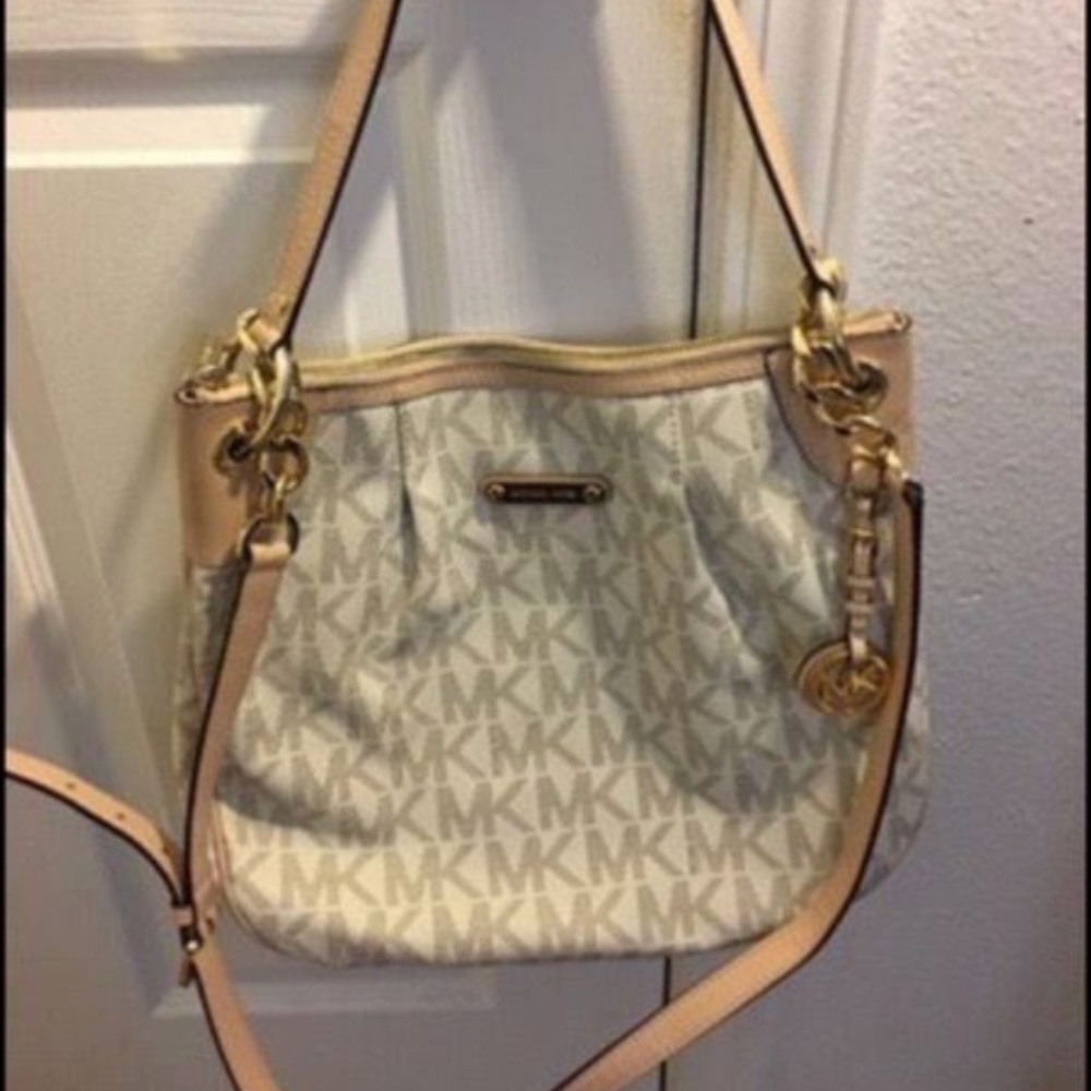 Michael Kors purse